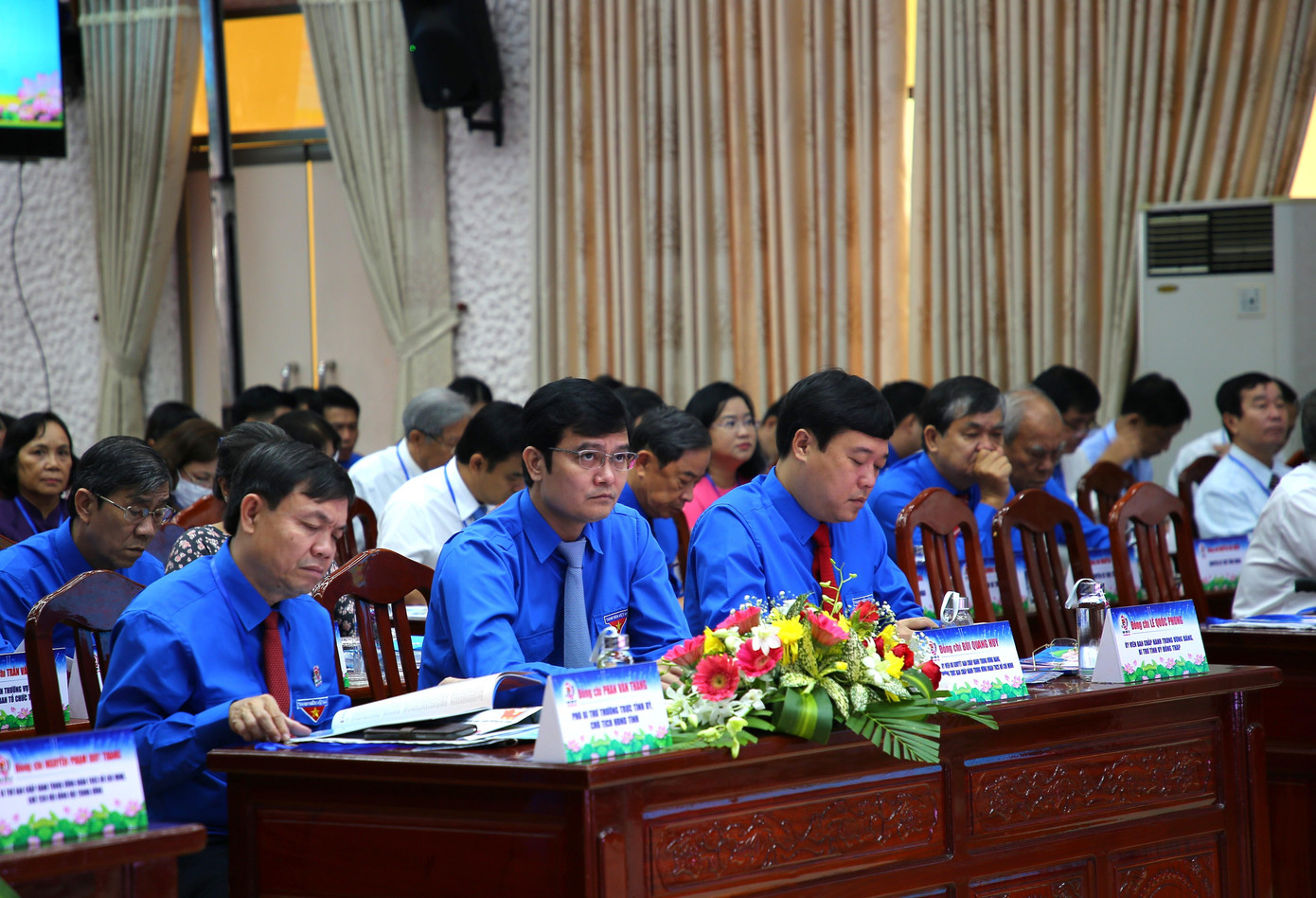 Bí thư Thường trực Trung ương Đoàn Bùi Quang Huy (giữa) cùng lãnh đạo Tỉnh ủy Đồng Tháp dự Đại hội.