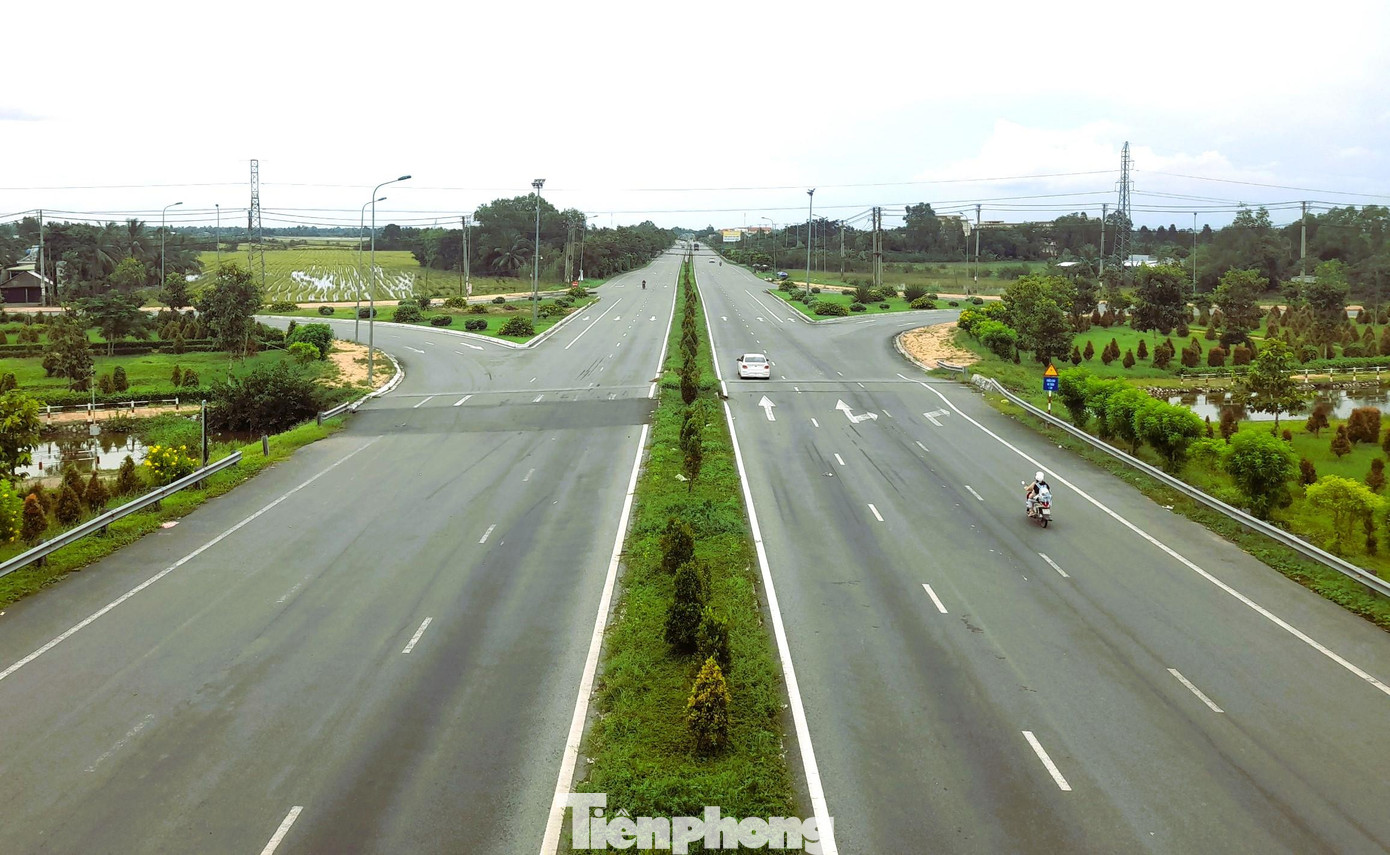 Hậu Giang là tỉnh có điểm giao cắt của hai tuyến cao tốc huyết mạch đang thực hiện tại miền Tây.