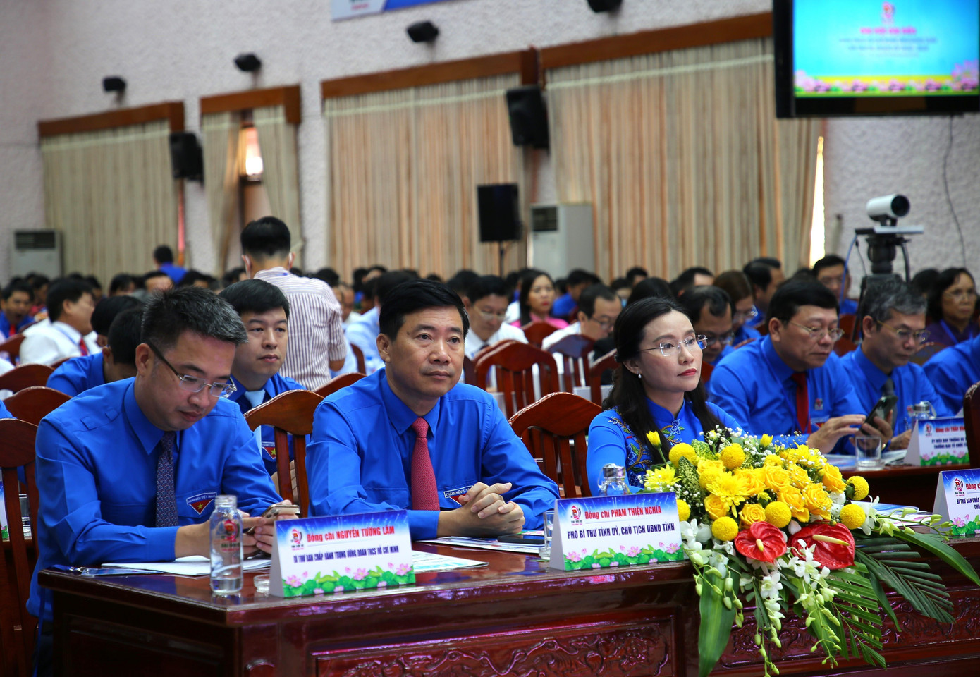 Chủ tịch UBND tỉnh Đồng Tháp Phạm Thiện Nghĩa (giữa) cùng Bí thư Trung ương Đoàn Nguyễn Phạm Duy Trang, Bí thư Trung ương Đoàn Nguyễn Tường Lâm tham dự Đại hội.