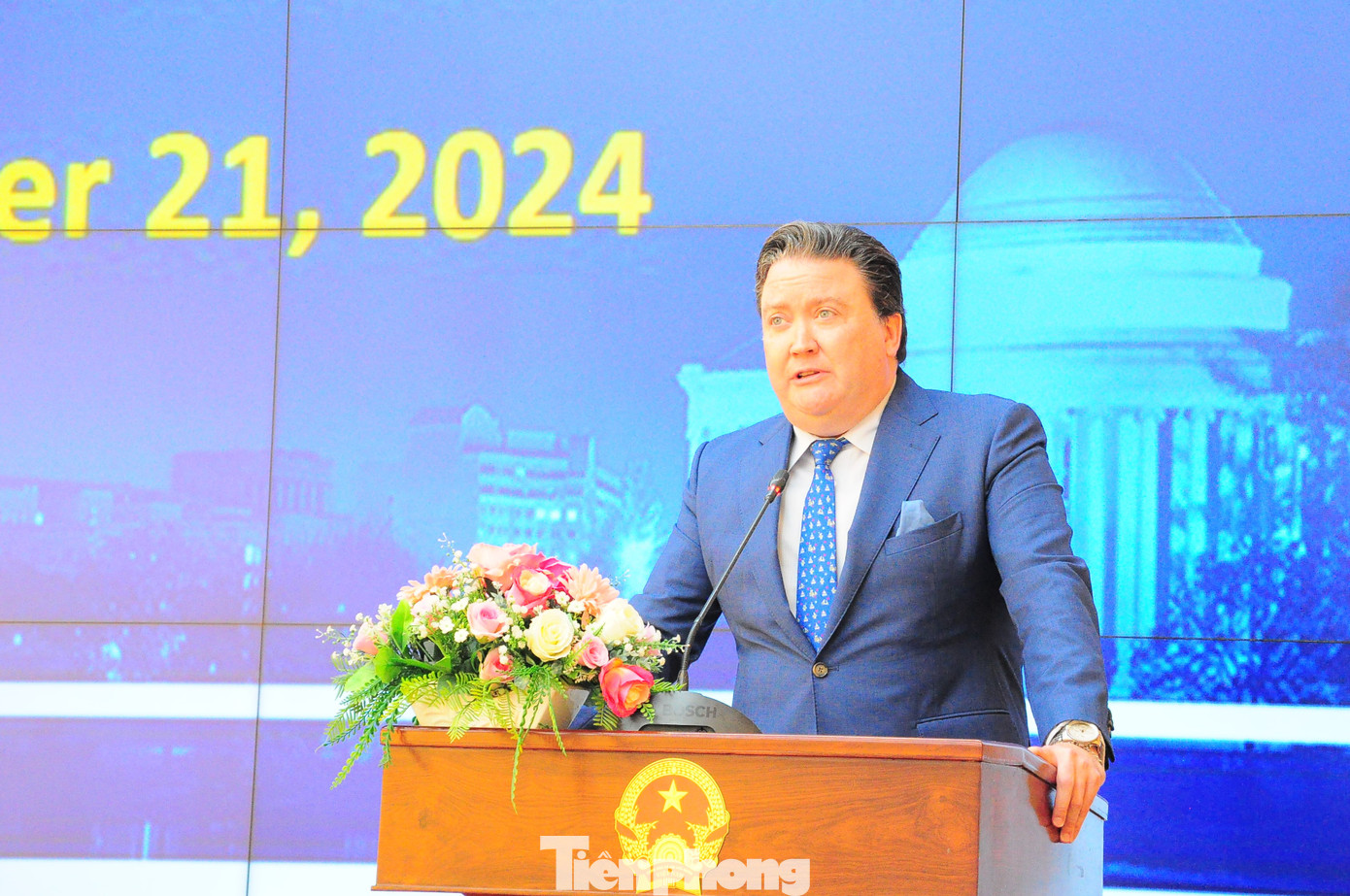 Đại sứ Hoa Kỳ tại Việt Nam Marc Knapper phát biểu tại hội thảo. Ảnh: CK.