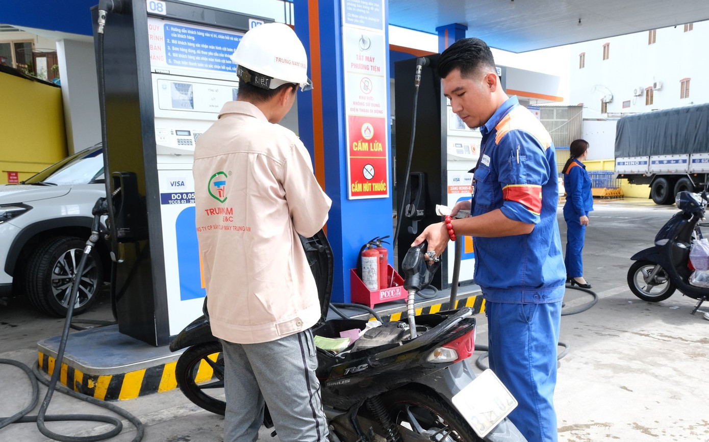 Cần Thơ hiện có 48 cửa hàng áp dụng hóa đơn điện tử theo từng lần bán hàng, trên tổng số 269 cửa hàng đang hoạt động. Ảnh: T.L.