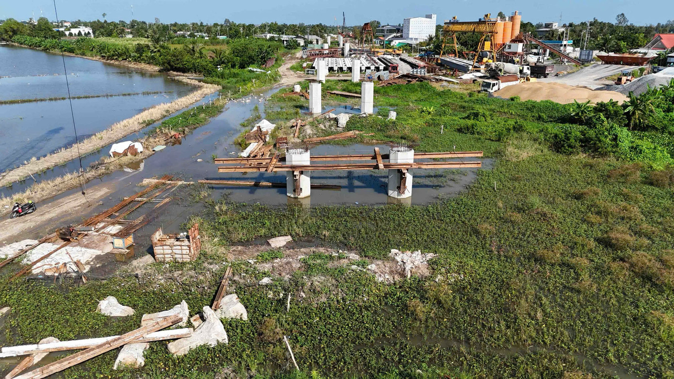 Công trường dự án cao tốc Châu Đốc - Cần Thơ - Sóc Trăng đoạn qua Cần Thơ.