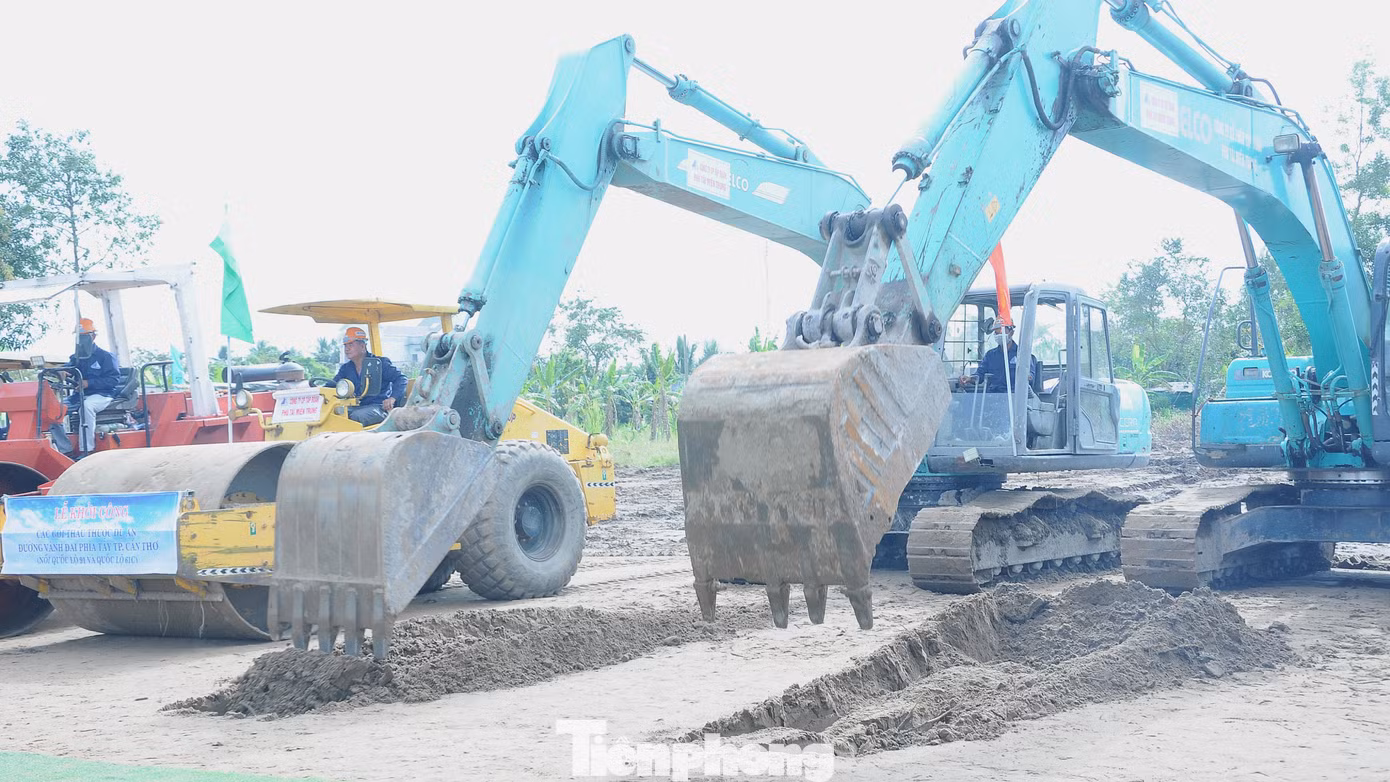 Kế hoạch vốn năm 2023 được giao cho dự án Đường vành đai phía Tây là hơn 475 tỷ đồng. Ảnh: Cảnh Kỳ Kế hoạch vốn năm 2023 được giao cho dự án Đường vành đai phía Tây là hơn 475 tỷ đồng. Ảnh: Cảnh Kỳ