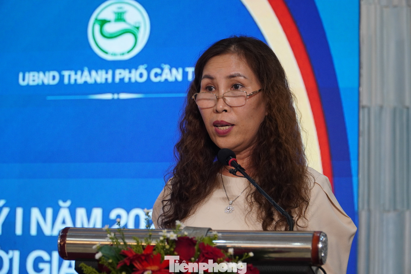 Bà Huỳnh Thị Bích Huyền - Chủ tịch HĐQT Công ty CP Xuất nhập khẩu Ngọc Quang Phát. Bà Huỳnh Thị Bích Huyền - Chủ tịch HĐQT Công ty CP Xuất nhập khẩu Ngọc Quang Phát.