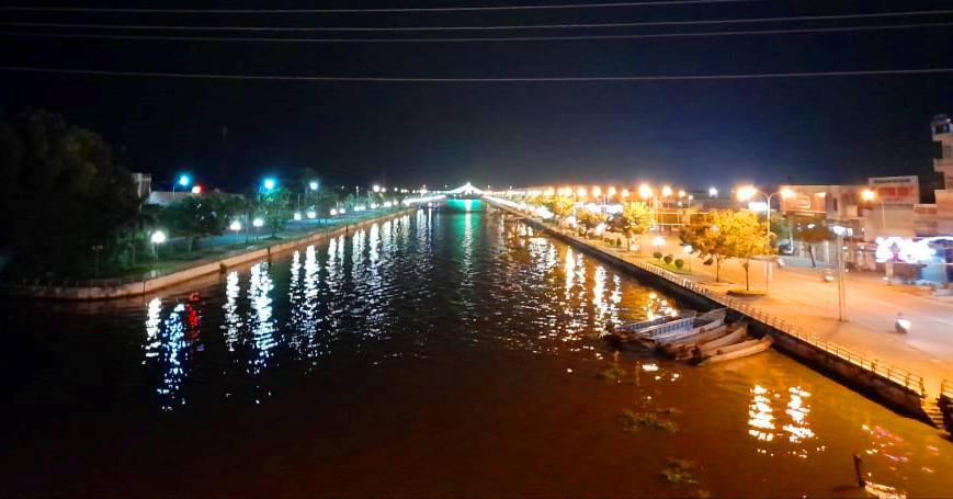 Kênh Xà No về đêm. Ảnh: Cảnh Kỳ