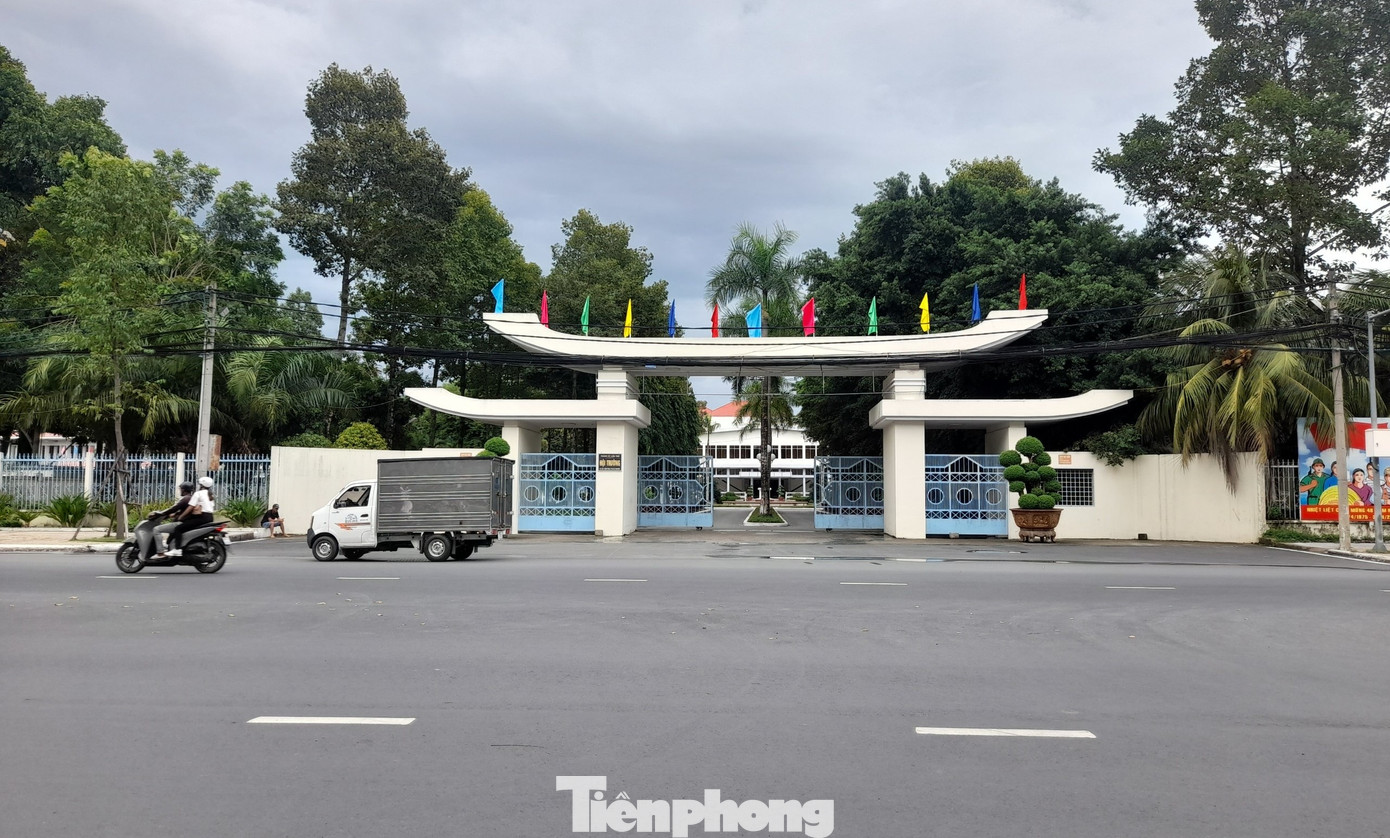 Dãy nhà nghỉ công vụ phía sau trụ sở Thành ủy Cần Thơ được đề xuất cải tạo để bố trí nhà ở công vụ cho cán bộ sau sáp nhập.