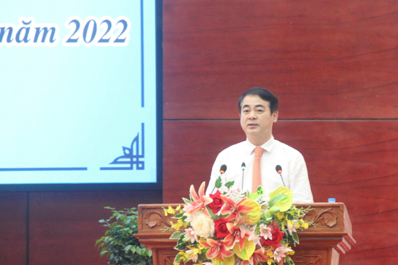 Bí thư Tỉnh ủy Hậu Giang Nghiêm Xuân Thành phát biểu tại kỳ họp. Bí thư Tỉnh ủy Hậu Giang Nghiêm Xuân Thành phát biểu tại kỳ họp.