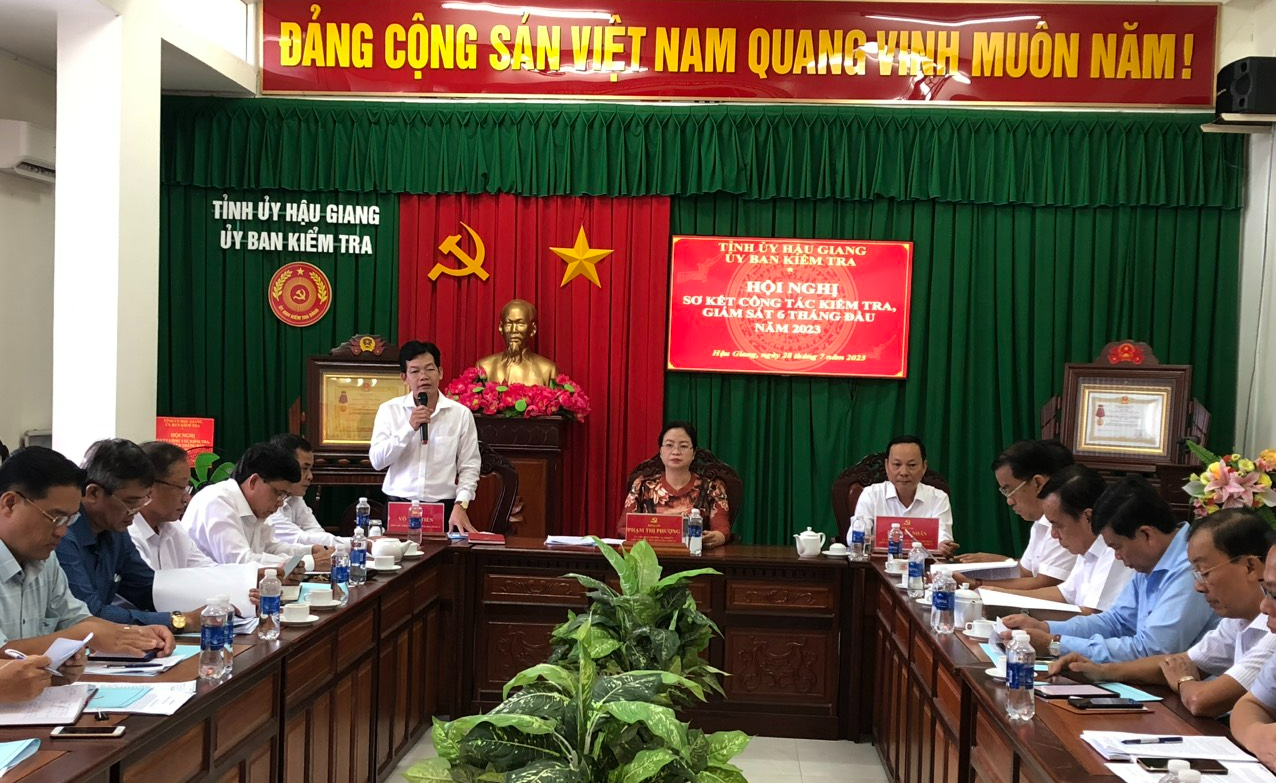 Quang cảnh hội nghị. Ảnh: T.M.N