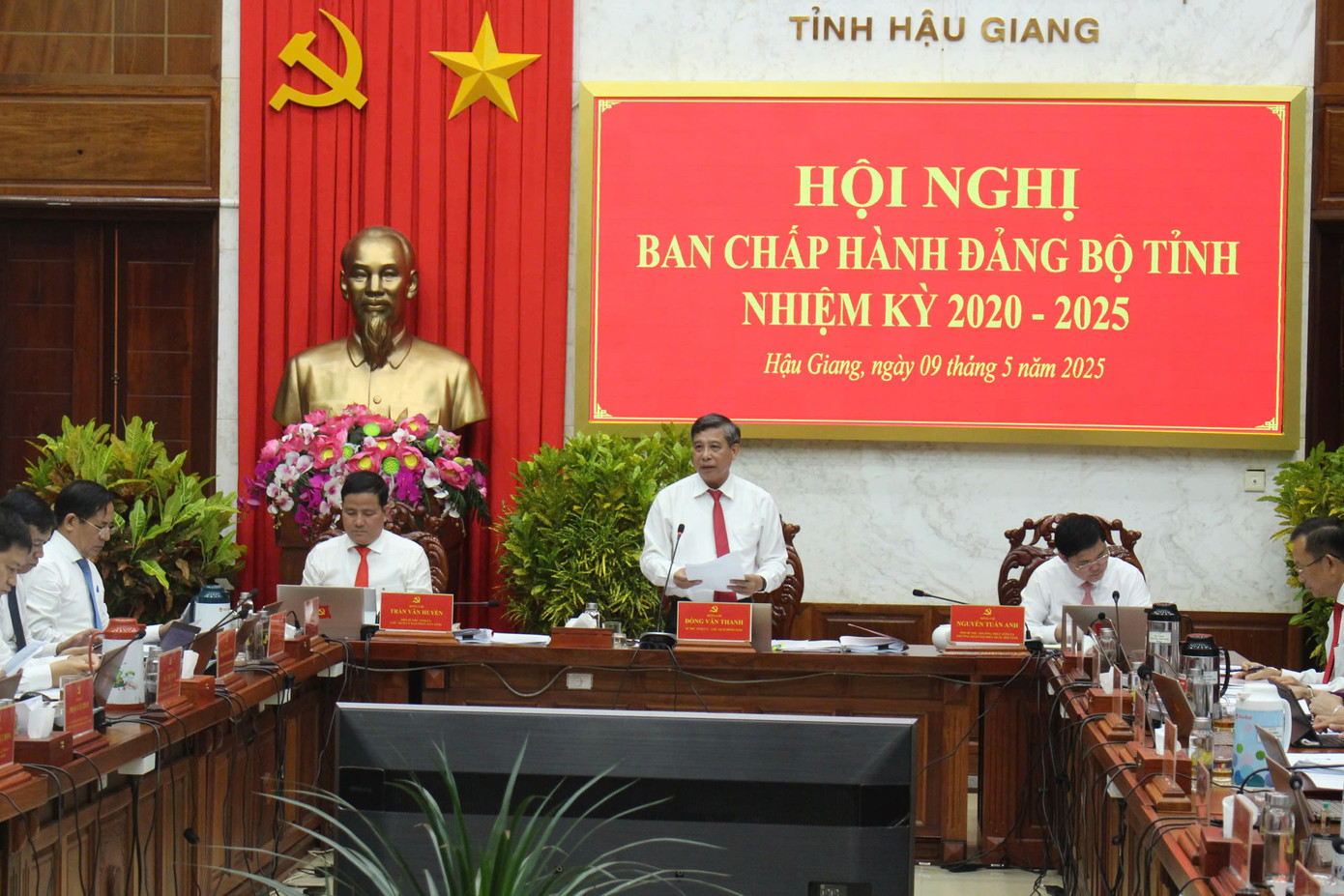 Ông Đồng Văn Thanh - Bí thư Tỉnh ủy, Chủ tịch HĐND tỉnh Hậu Giang phát biểu chỉ đạo.