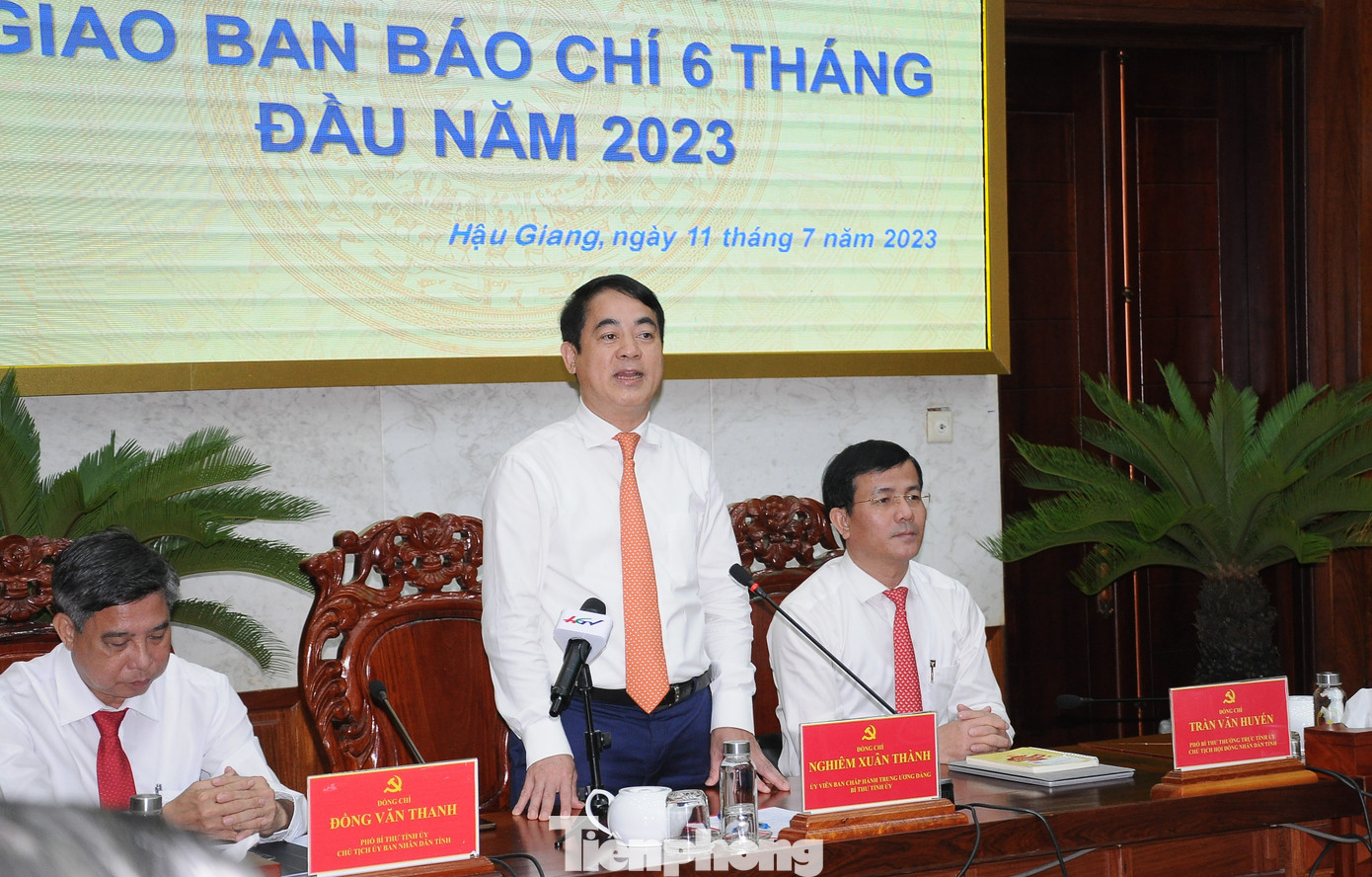 Bí thư Tỉnh ủy Hậu Giang Nghiêm Xuân Thành phát biểu tại hội nghị. Ảnh: Cảnh Kỳ