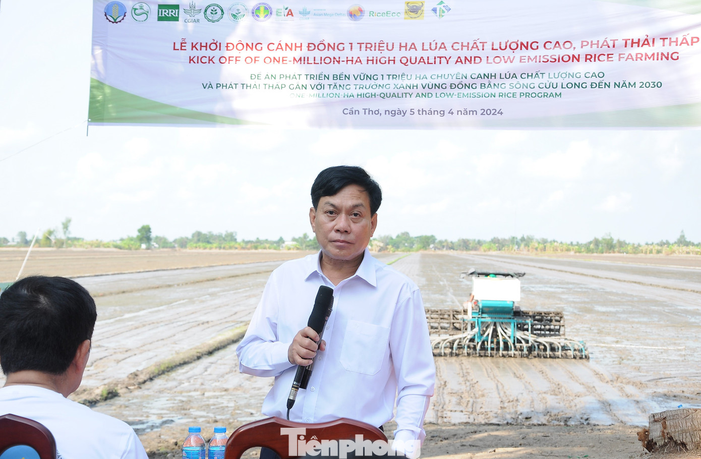 Ông Nguyễn Ngọc Hè - Phó Chủ tịch UBND thành phố Cần Thơ phát biểu tại lễ khởi động. Ảnh: CK