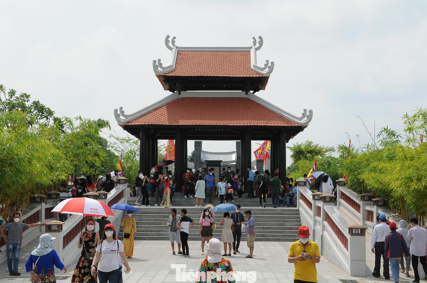 Nhà bia được xây dựng theo kiến trúc ngôi đình truyền thống Nam Bộ.