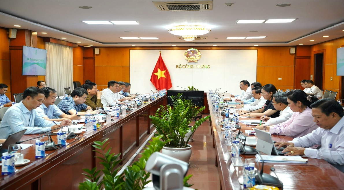 Quang cảnh buổi làm việc. Ảnh: Bộ Công Thương.