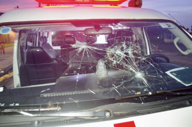 Xe cứu thương bị hư hỏng.