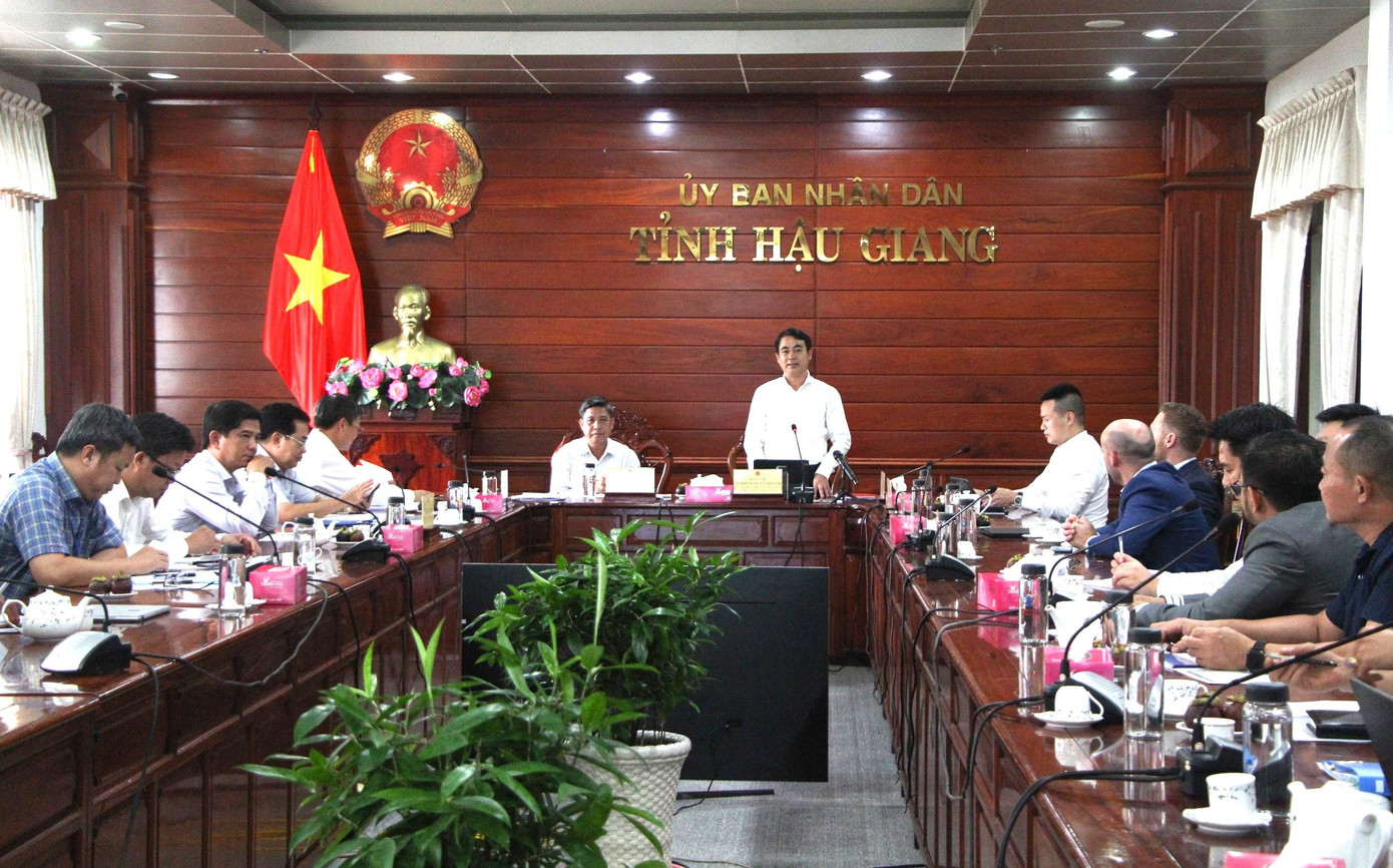 Bí thư Tỉnh ủy Hậu Giang Nghiêm Xuân Thành phát biểu tại buổi làm việc.