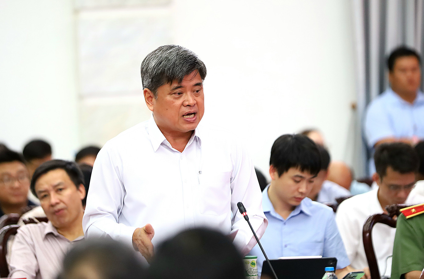 Thứ trưởng Bộ NN&PTNT - Trần Thanh Nam báo cáo tại hội nghị. Thứ trưởng Bộ NN&PTNT - Trần Thanh Nam báo cáo tại hội nghị.