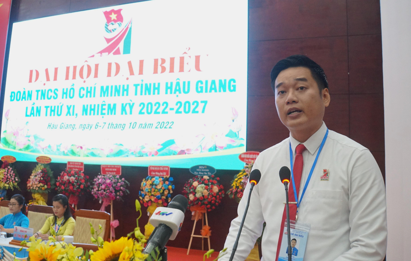 Bí thư Tỉnh Đoàn Hậu Giang Bùi Hữu Lộc phát biểu khai mạc Đại hội.
