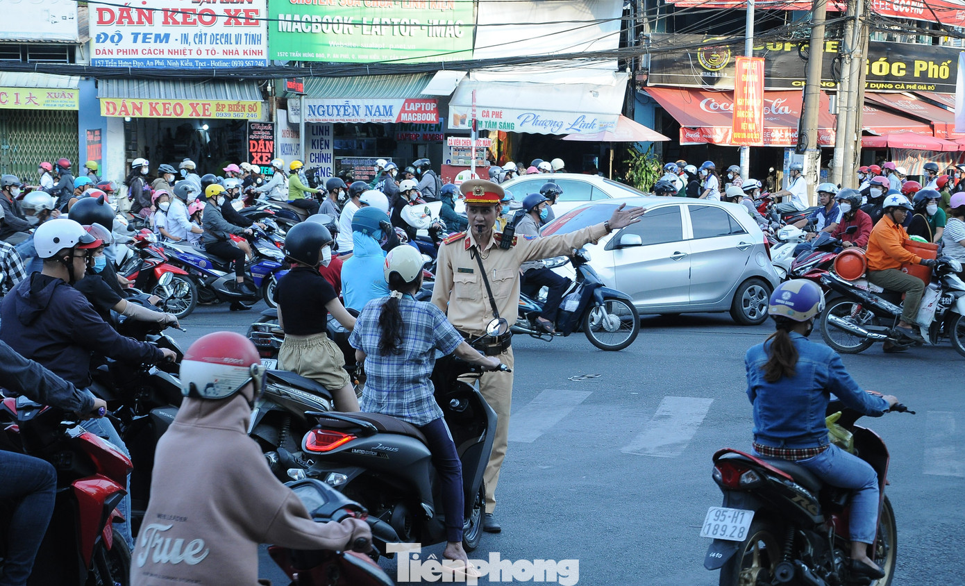 Nút giao số 1 (Mậu Thân – 3 tháng 2 – Trần Hưng Đạo) là 1 trong 2 nút giao bức xúc được đề xuất ưu tiên thực hiện trước. Nút giao số 1 (Mậu Thân – 3 tháng 2 – Trần Hưng Đạo) là 1 trong 2 nút giao bức xúc được đề xuất ưu tiên thực hiện trước.