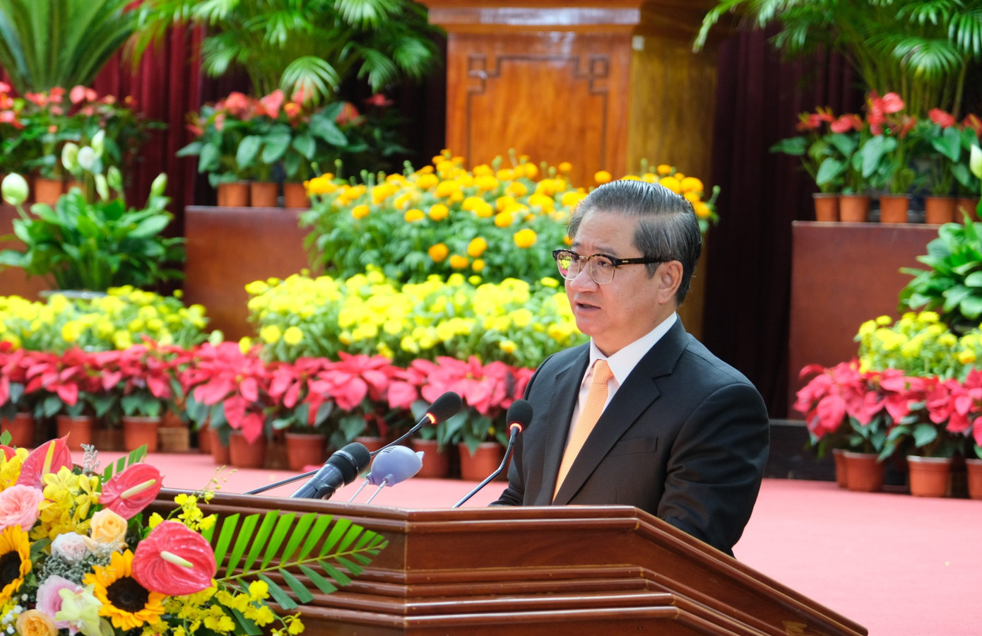 Chủ tịch UBND thành phố Cần Thơ Trần Việt Trường phát biểu tại buổi họp mặt. Ảnh: Cảnh Kỳ. Chủ tịch UBND thành phố Cần Thơ Trần Việt Trường phát biểu tại buổi họp mặt. Ảnh: Cảnh Kỳ.