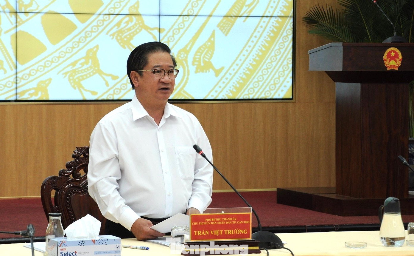 Chủ tịch UBND thành phố Cần Thơ Trần Việt Trường. Ảnh: CK