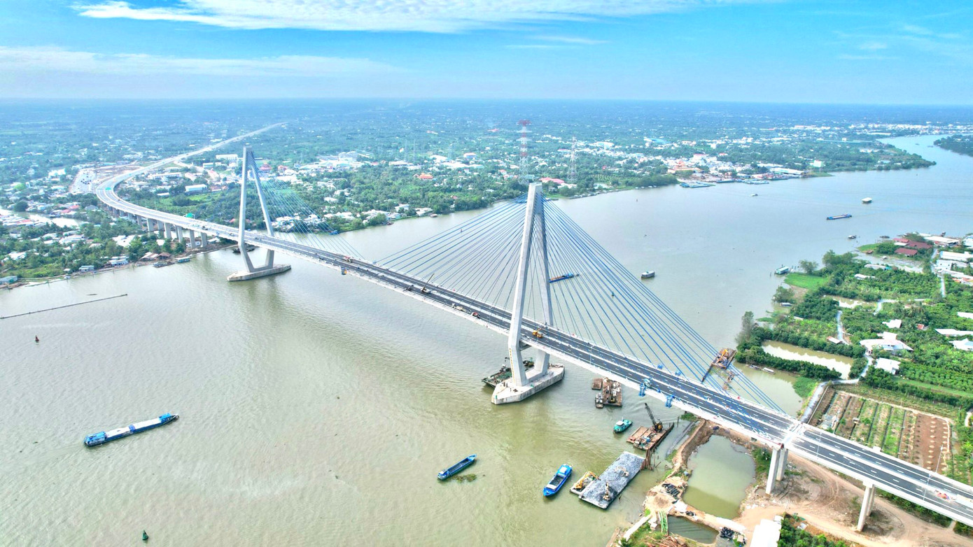 Dự án có điểm đầu nối với cao tốc Trung Lương - Mỹ Thuận tại nút giao An Thái Trung thuộc địa phận huyện Cái Bè (tỉnh Tiền Giang;) điểm cuối nối với dự án cao tốc Mỹ Thuận - Cần Thơ thuộc thành phố Vĩnh Long (tỉnh Vĩnh Long).