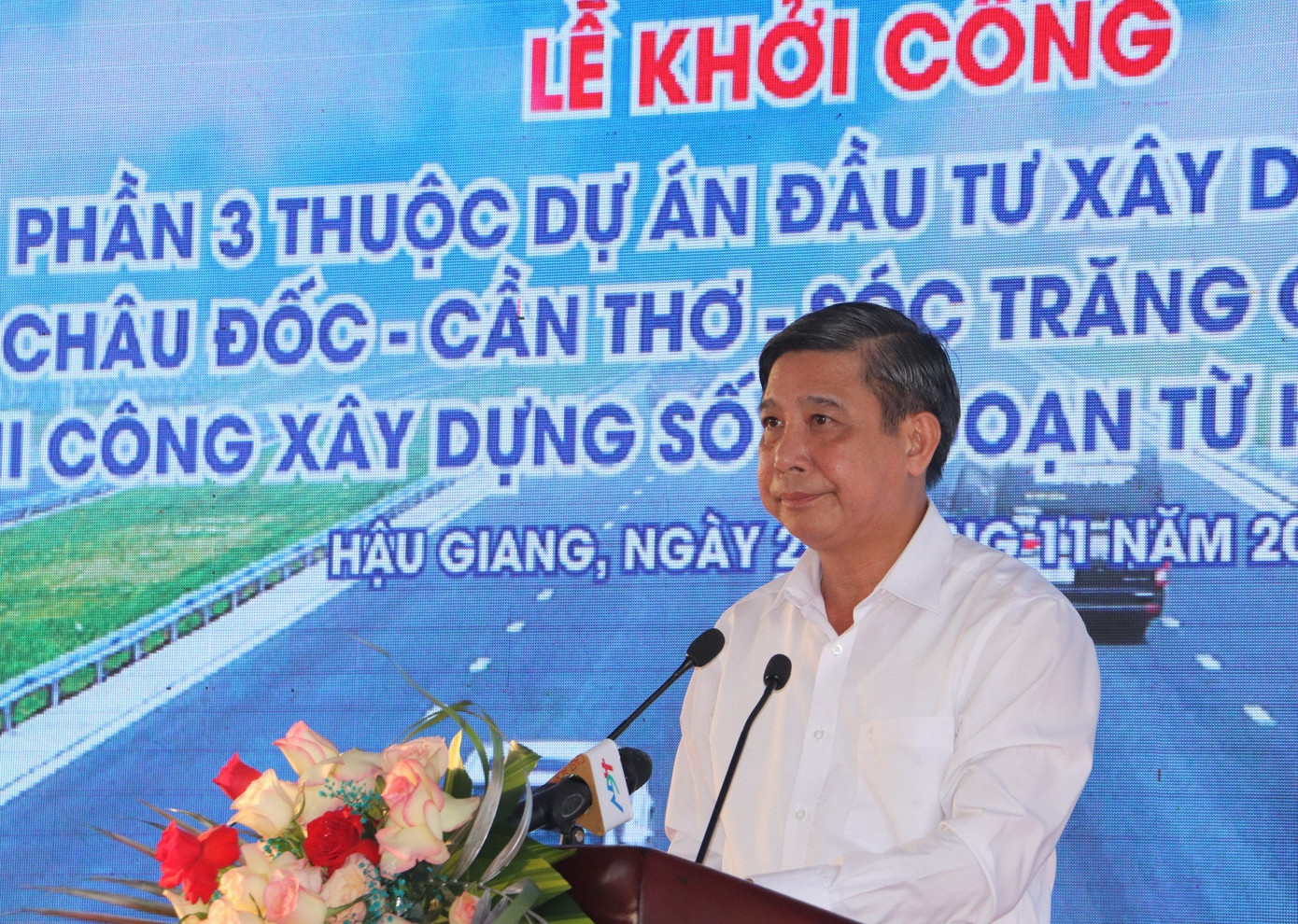 Chủ tịch UBND tỉnh Hậu Giang Đồng Văn Thanh phát biểu tại lễ khởi công.