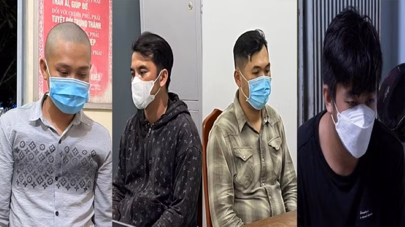 Bốn đối tượng bị tạm giữ. Bốn đối tượng bị tạm giữ.