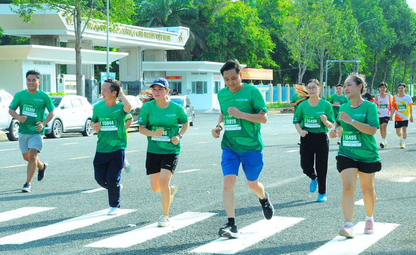 Ông Nguyễn Văn Bảy – Giám đốc Sở Văn hóa - Thể thao và Du lịch Cần Thơ cho biết, giải vừa là sân chơi, vừa là động lực, nguồn cảm hứng cho mọi tầng lớp nhân dân từ thành thị đến nông thôn, mọi lứa tuổi trong việc tham gia bộ môn chạy bộ, tiếp tục hưởng ứng Cuộc vận động toàn dân rèn luyện thân thể theo gương Bác Hồ vĩ đại.