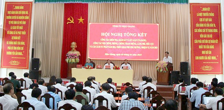 Quang cảnh hội nghị.