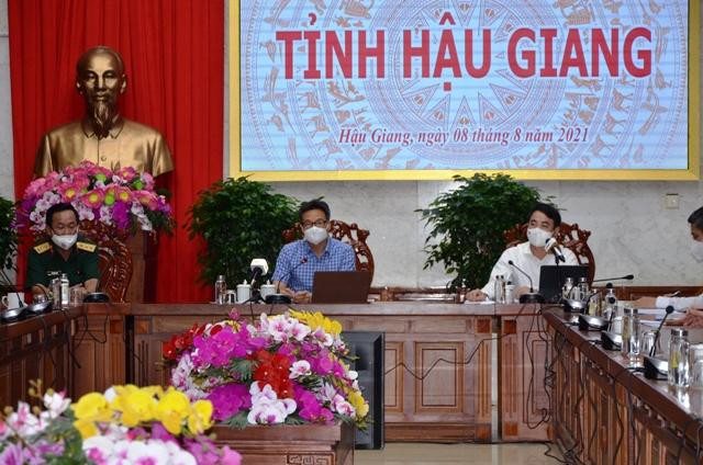 Phó Thủ tướng Vũ Đức Đam làm việc với lãnh đạo tỉnh Hậu Giang. Ảnh: H.Nguyên Phó Thủ tướng Vũ Đức Đam làm việc với lãnh đạo tỉnh Hậu Giang. Ảnh: H.Nguyên