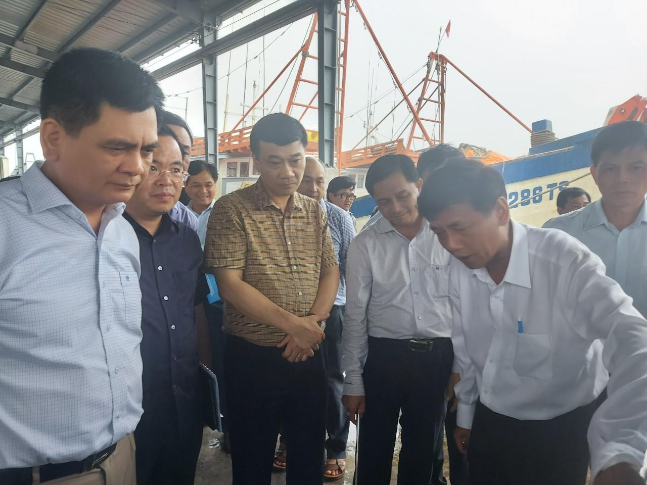 Đoàn công tác của Quốc hội khảo sát tại khu vực cảng Trần Đề, Sóc Trăng. Đoàn công tác của Quốc hội khảo sát tại khu vực cảng Trần Đề, Sóc Trăng.