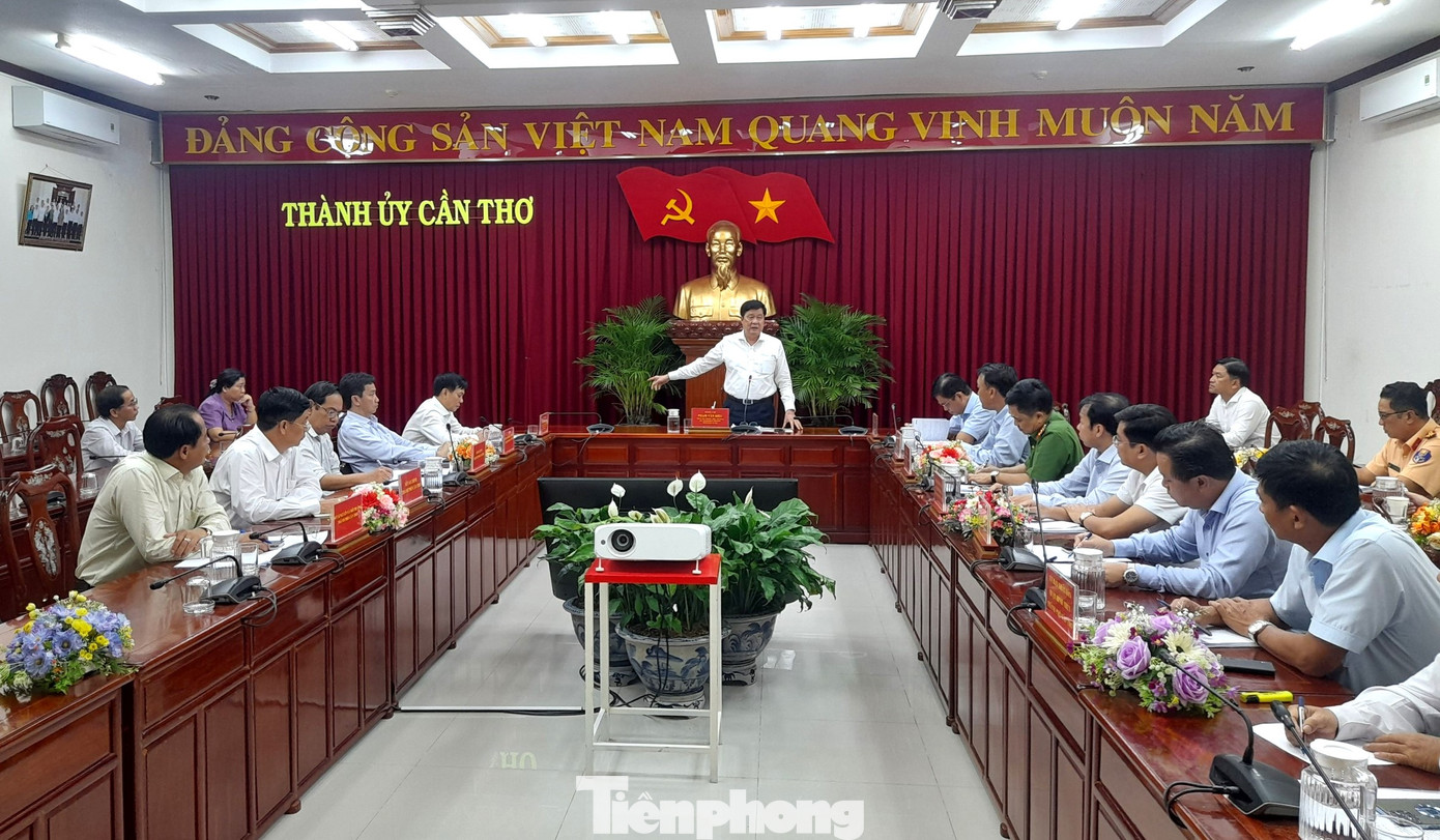 Quang cảnh cuộc họp. Ảnh: CK. Quang cảnh cuộc họp. Ảnh: CK.