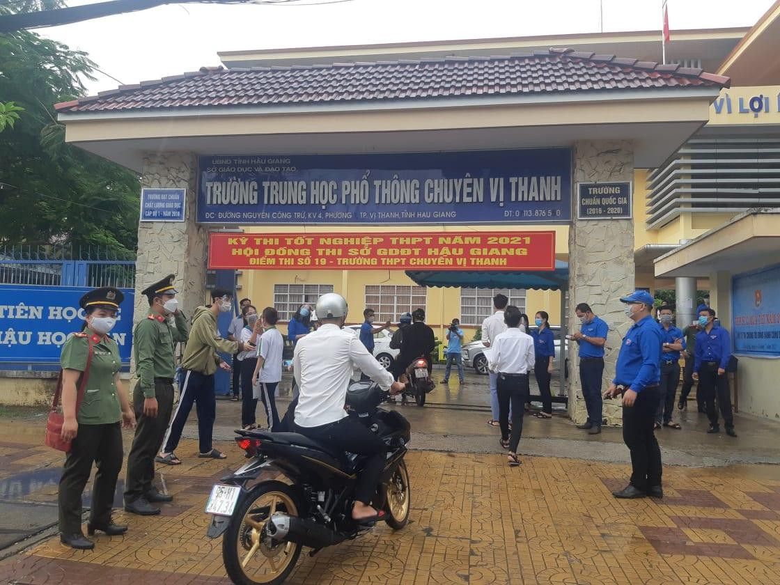 Năm nay tỉnh Hậu Giang có gần 6.840 thí sinh dự thi, tăng hơn 1.000 thí sinh so với kỳ thi THPT năm ngoái.