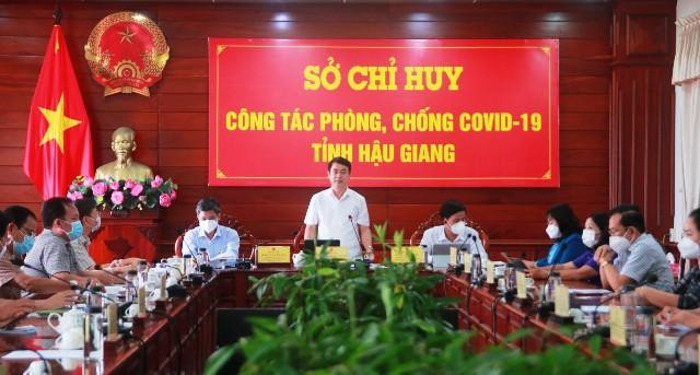 Bí thư Tỉnh ủy Hậu Giang Nghiêm Xuân Thành phát biểu tại cuộc họp chiều 17/10. Ảnh: Đang Thư Bí thư Tỉnh ủy Hậu Giang Nghiêm Xuân Thành phát biểu tại cuộc họp chiều 17/10. Ảnh: Đang Thư