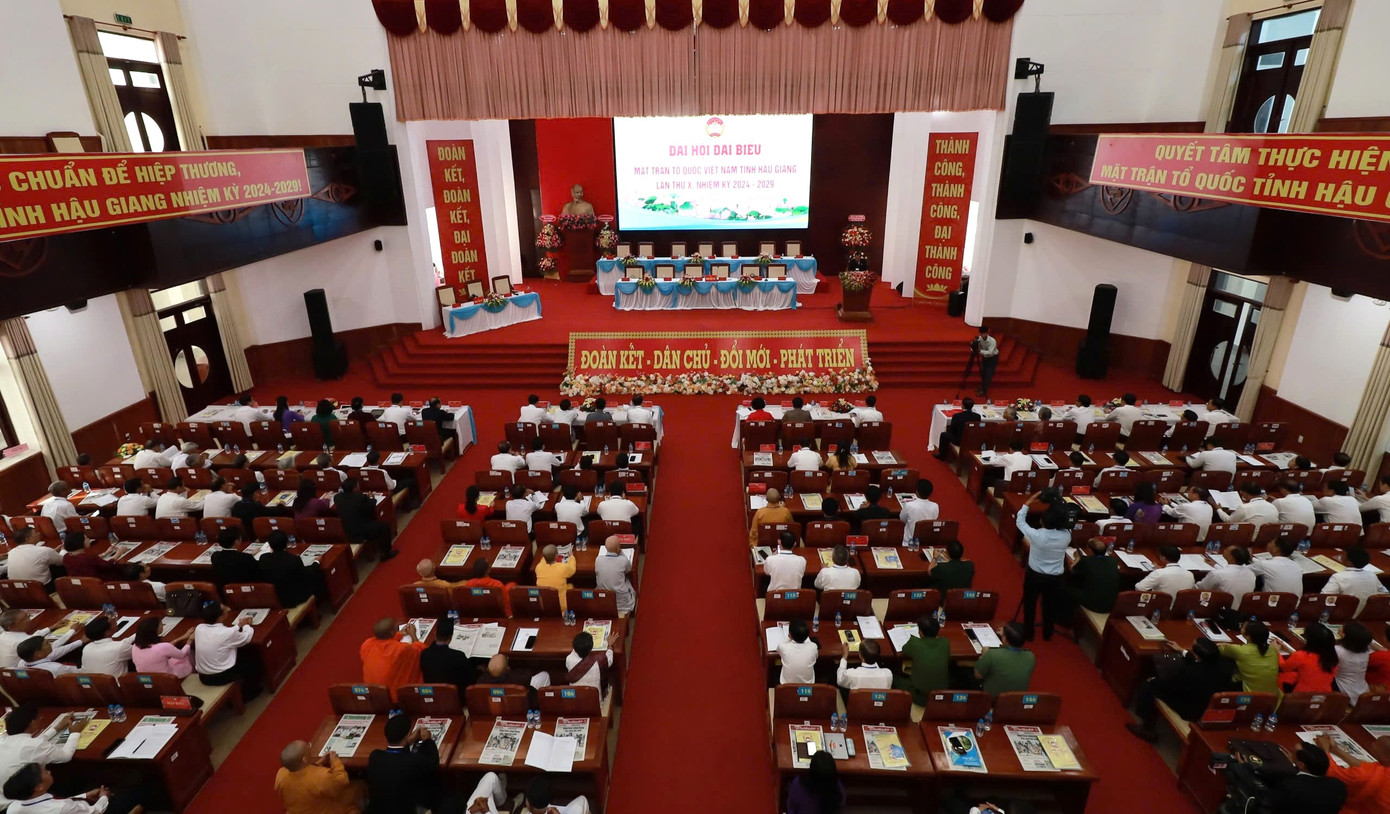 Toàn cảnh Đại hội MTTQ Hậu Giang. Ảnh: T.Quân