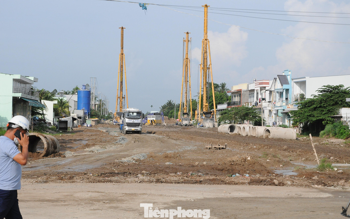 Dự án đường nối từ đường Cách Mạng Tháng Tám đến Đường tỉnh 918, thuộc dự án Phát triển thành phố Cần Thơ và tăng cường khả năng thích ứng đô thị. Dự án đường nối từ đường Cách Mạng Tháng Tám đến Đường tỉnh 918, thuộc dự án Phát triển thành phố Cần Thơ và tăng cường khả năng thích ứng đô thị.