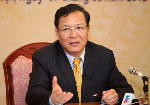 Bộ trưởng Bộ Giáo dục và Đào tạo Phạm Vũ Luận