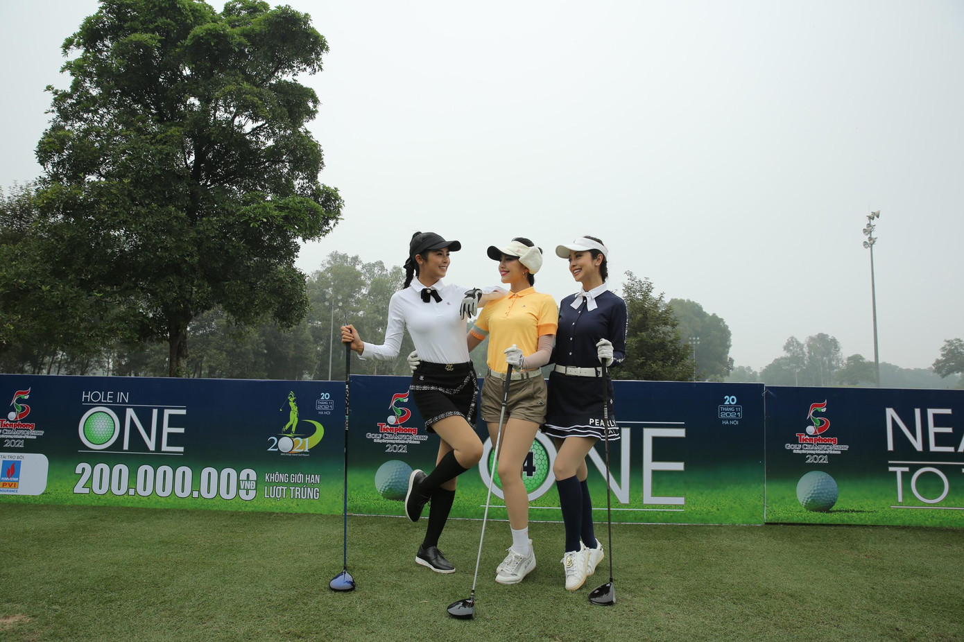 Hoa hậu Jennifer Phạm, Hoa hậu Ngọc Hân và người đẹp Thanh Tú tranh tài tại Tiền Phong Golf Championship 2021 Hoa hậu Jennifer Phạm, Hoa hậu Ngọc Hân và người đẹp Thanh Tú tranh tài tại Tiền Phong Golf Championship 2021
