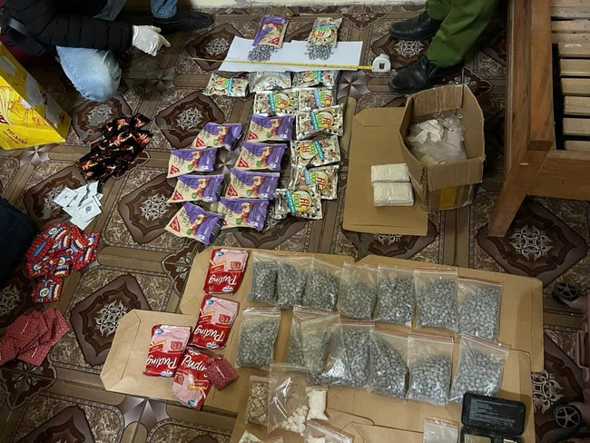 Tang vật vụ án. Tang vật vụ án.