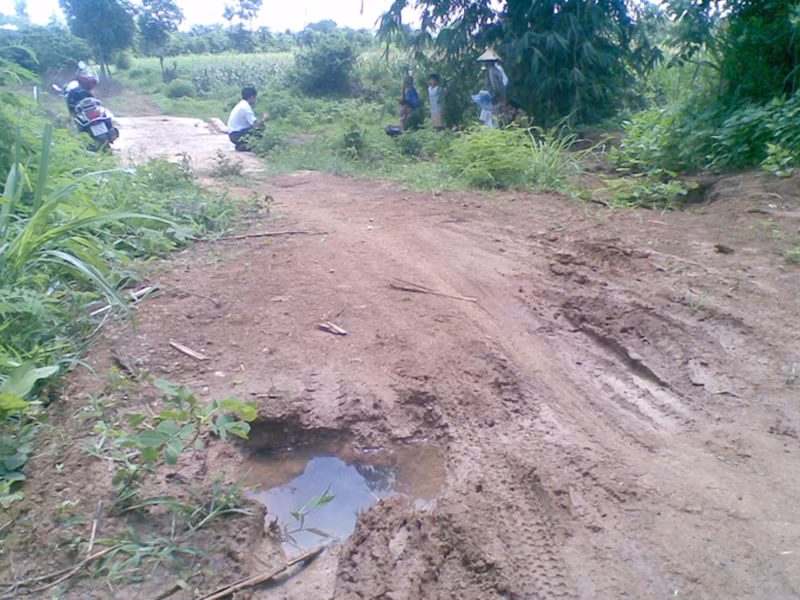 Đường nước thải của Cty Mei Sheng bị vỡ, xả thải ra môi trường