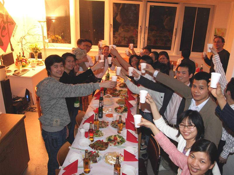 Và chúng ta cùng đón giao thừa...