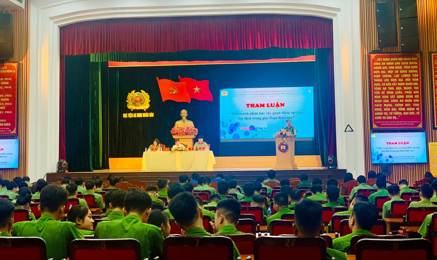 Quang cảnh buổi toạ đàm. Ảnh: CTV