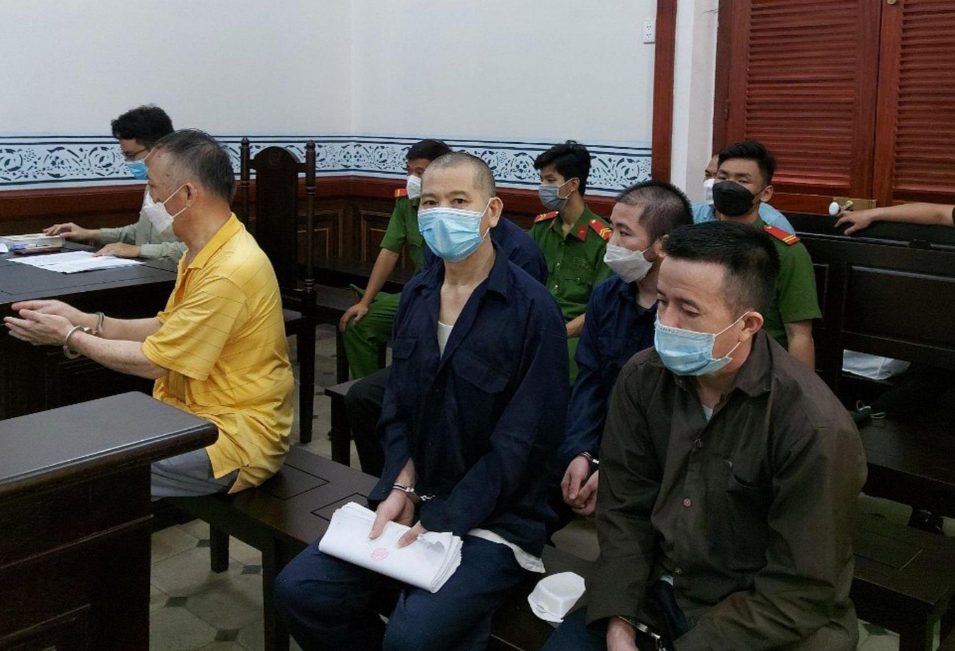 Các bị cáo tại phiên toà