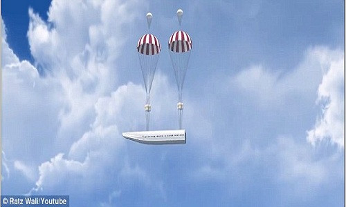 3 năm ròng 'ép' máy bay tự tách rời cabin để cứu người ảnh 2