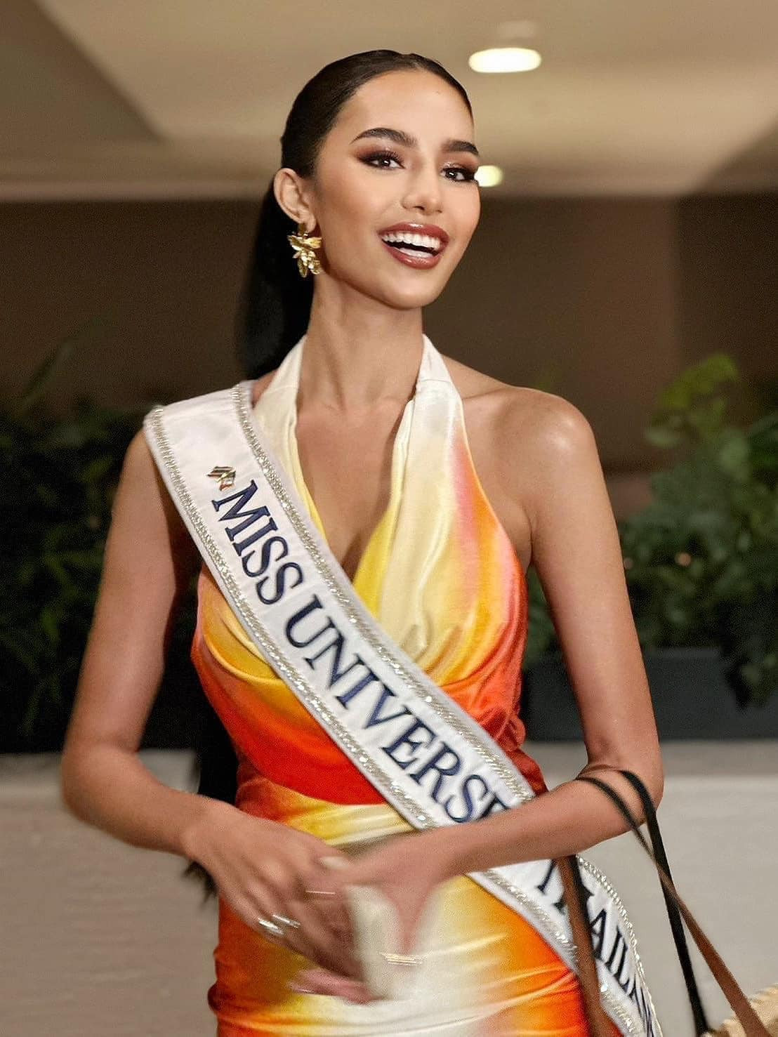 Người đẹp Thái Lan - Opal Suchata - được xem là ứng viên nổi bật ở khu vực châu Á. Vừa xuất hiện ở Mexico, cô đã được giới truyền thông săn đón.