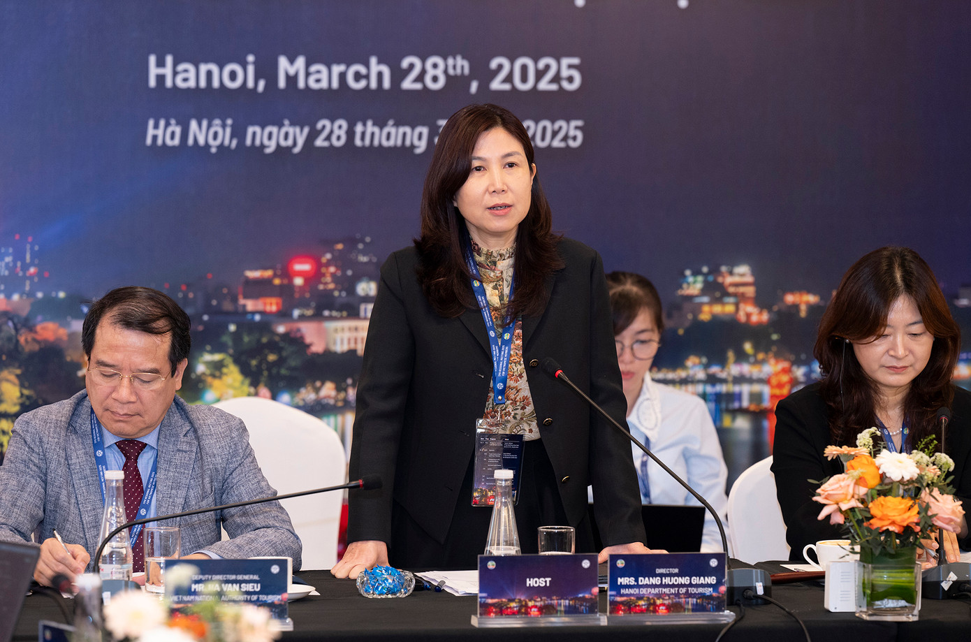 Giám đốc Sở Du lịch Hà Nội Đặng Hương Giang phát biểu tại hội nghị. Giám đốc Sở Du lịch Hà Nội Đặng Hương Giang phát biểu tại hội nghị.