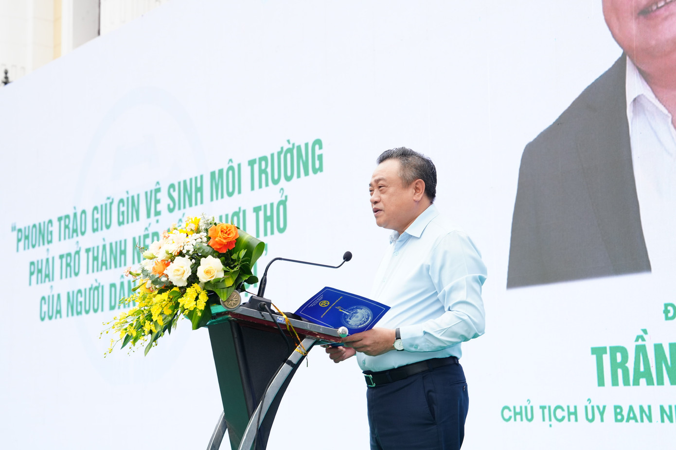 Chủ tịch UBND TP Hà Nội Trần Sỹ Thanh phát biểu tại buổi lễ
