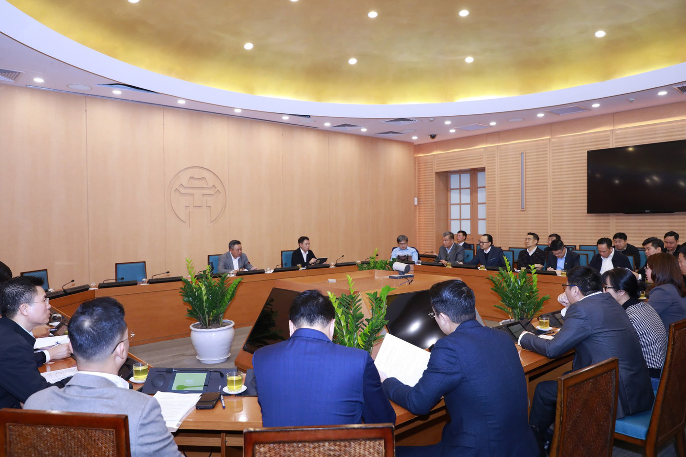 Quang cảnh buổi họp