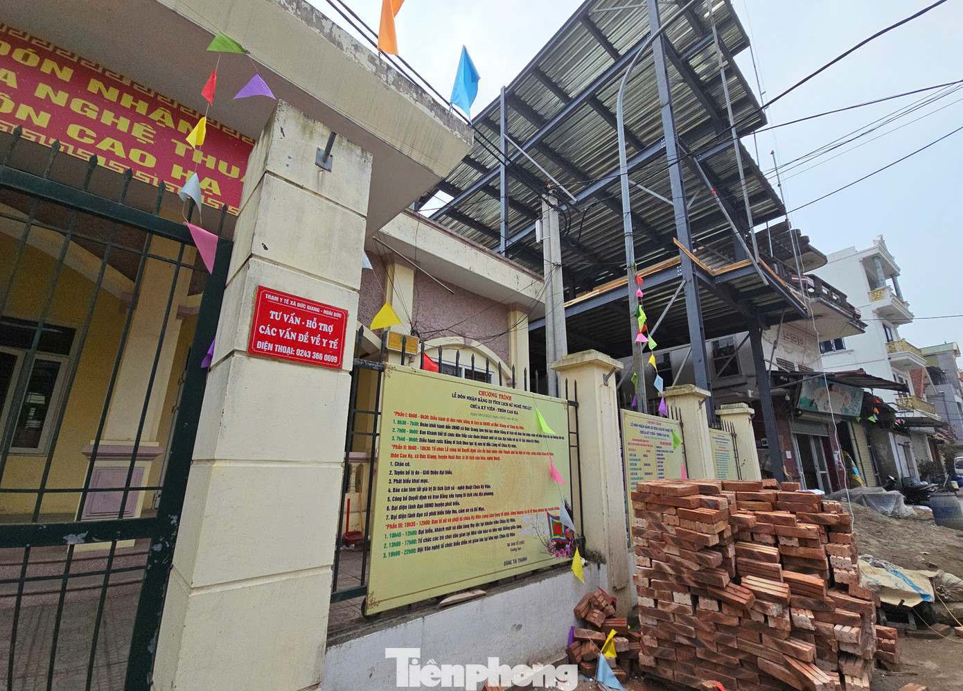 Công trình lấn đất công của nhà văn hóa thôn Cao Hạ Công trình lấn đất công của nhà văn hóa thôn Cao Hạ