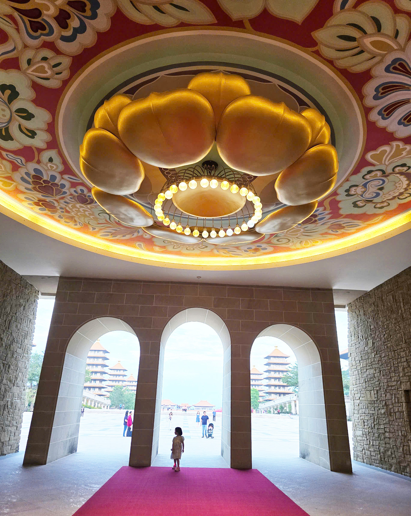 Kiến trúc đặc sắc bên trong bảo tàng.